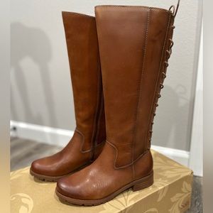 Sofft Sharnell Lace-up Boots